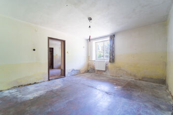 Zadní část domu - Prodej domu 112 m², Kouty