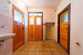 Vstupní prostor  - Prodej domu 112 m², Kouty