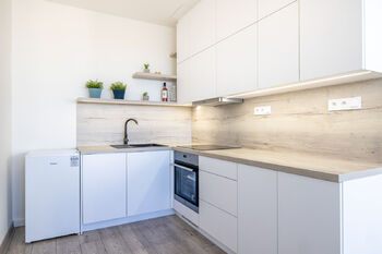 Kuchyně - Prodej bytu 2+kk v osobním vlastnictví 52 m², Praha 10 - Strašnice 