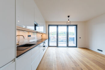 Pronájem bytu 2+kk v osobním vlastnictví 66 m², Praha 5 - Smíchov