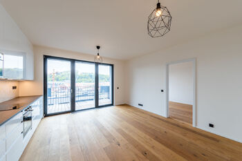 Pronájem bytu 2+kk v osobním vlastnictví 66 m², Praha 5 - Smíchov