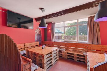 Prodej restaurace 600 m², Aš