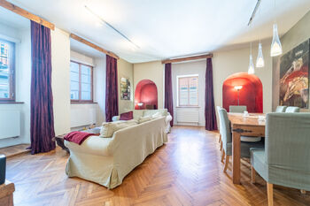 Pronájem bytu 3+1 v osobním vlastnictví 91 m², Praha 1 - Malá Strana