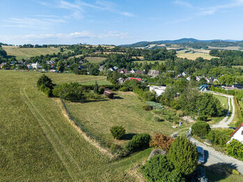 Prodej pozemku 3000 m², Libina