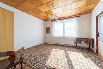 Pokoj - patro - Prodej domu 150 m², Nymburk