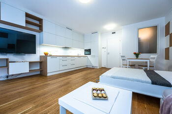 Pronájem bytu 1+kk v osobním vlastnictví 45 m², Praha 8 - Libeň