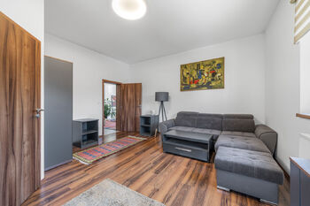 Prodej domu 347 m², Nová Role