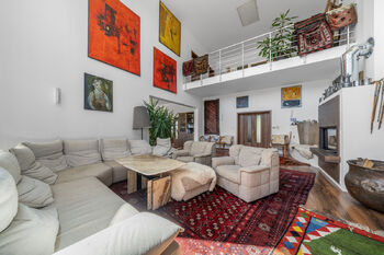 Prodej domu 347 m², Nová Role