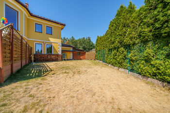 Prodej domu 347 m², Nová Role