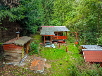 Prodej pozemku 1398 m², Benešov nad Ploučnicí