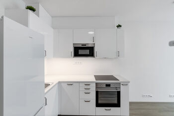 kuchyňská linka - Pronájem bytu 1+kk v osobním vlastnictví 38 m², Praha 9 - Vysočany
