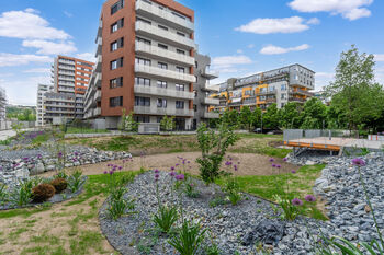 obytný dům - Pronájem bytu 1+kk v osobním vlastnictví 38 m², Praha 9 - Vysočany
