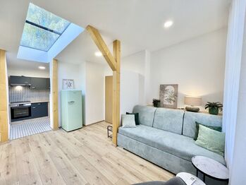 Pronájem bytu 1+kk v osobním vlastnictví 27 m², Praha 8 - Kobylisy