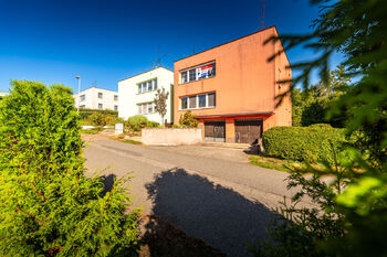 Prodej bytu 4+1 v osobním vlastnictví 126 m², Jílové u Prahy