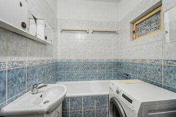 Prodej bytu 2+kk v osobním vlastnictví 48 m², Praha 6 - Bubeneč
