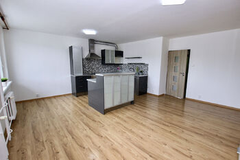 Pronájem bytu 3+kk v osobním vlastnictví 64 m², Loděnice