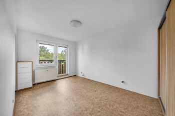 Pronájem bytu 1+1 v osobním vlastnictví 29 m², Milovice