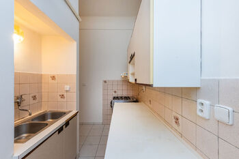 Prodej bytu 2+kk v osobním vlastnictví 52 m², Praha 10 - Strašnice