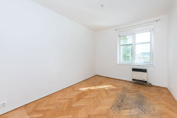 Prodej bytu 2+kk v osobním vlastnictví 52 m², Praha 10 - Strašnice