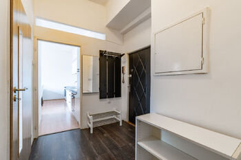 Chodba - Pronájem bytu 3+kk v osobním vlastnictví 65 m², Praha 1 - Staré Město