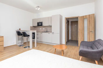 Pronájem bytu 2+kk v osobním vlastnictví 43 m², Praha 4 - Chodov