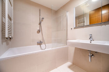 Pronájem bytu 1+kk v osobním vlastnictví 44 m², Praha 3 - Žižkov