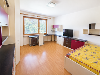 Prodej domu 250 m², Praha 8 - Čimice