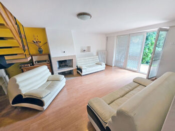 Prodej domu 250 m², Praha 8 - Čimice