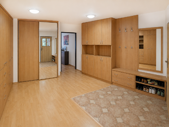 Prodej domu 250 m², Praha 8 - Čimice