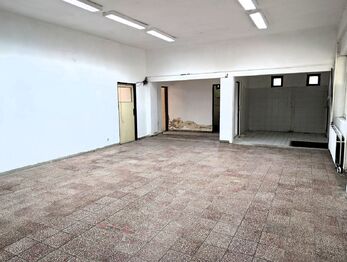 Prodej obchodních prostor, Lukavec