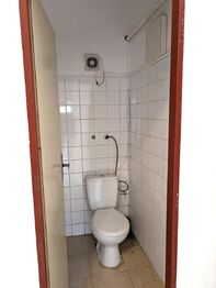 Prodej obchodních prostor, Lukavec