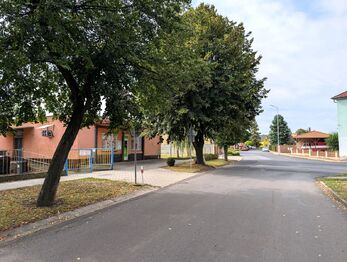 Prodej obchodních prostor, Lukavec