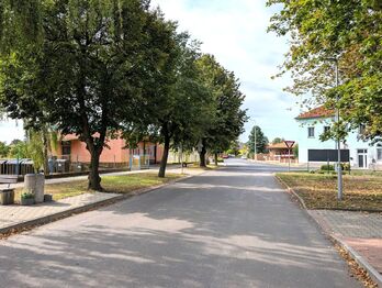 Prodej obchodních prostor, Lukavec