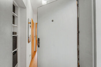 Prodej bytu 4+kk v osobním vlastnictví 109 m², Praha 5 - Hlubočepy