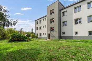 bytový dům - Prodej bytu 3+kk v osobním vlastnictví 70 m², Praha 10 - Dubeč