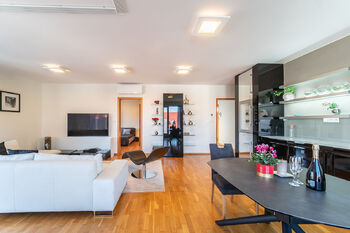 Pronájem bytu 2+kk v osobním vlastnictví 80 m², Praha 10 - Vinohrady