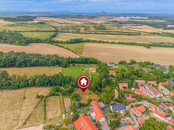Prodej pozemku 1882 m², Nelahozeves