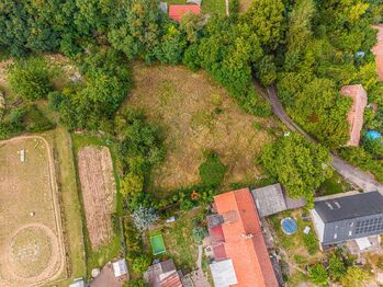 Prodej pozemku 1882 m², Nelahozeves