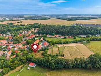 Prodej pozemku 1882 m², Nelahozeves