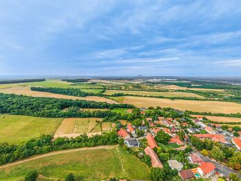 Prodej pozemku 1882 m², Nelahozeves
