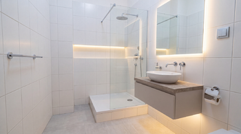 Vizualizace koupelny - Prodej bytu 2+kk v osobním vlastnictví 40 m², Vlašim