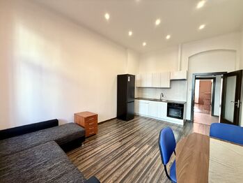 Pronájem bytu 2+kk v osobním vlastnictví 45 m², Karlovy Vary