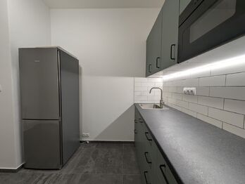 Pronájem bytu 2+1 v osobním vlastnictví 66 m², Praha 10 - Vršovice