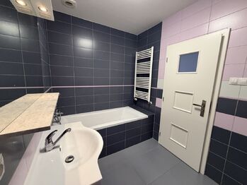 Pronájem bytu 2+1 v osobním vlastnictví 66 m², Praha 10 - Vršovice