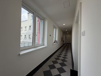 Pronájem bytu 2+1 v osobním vlastnictví 66 m², Praha 10 - Vršovice