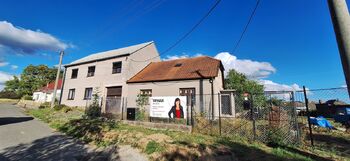 Pohled na dům z ulice - Prodej domu 75 m², Drahany