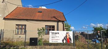 Pohled na dům z ulice - Prodej domu 75 m², Drahany