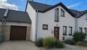 Pronájem domu 170 m², Slaný