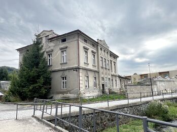 Prodej nájemního (činžovního) domu 939 m², Česká Kamenice