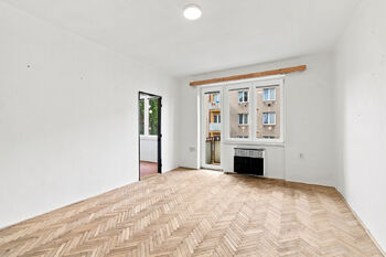 Prodej bytu 2+1 v osobním vlastnictví 53 m², Přeštice